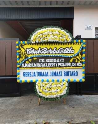 Papan Bunga Duka di Mangkukusuman