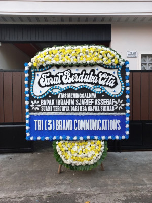 Papan Bunga Duka di Mangkukusuman